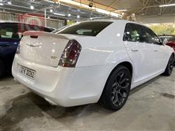کرایسلەر 300
